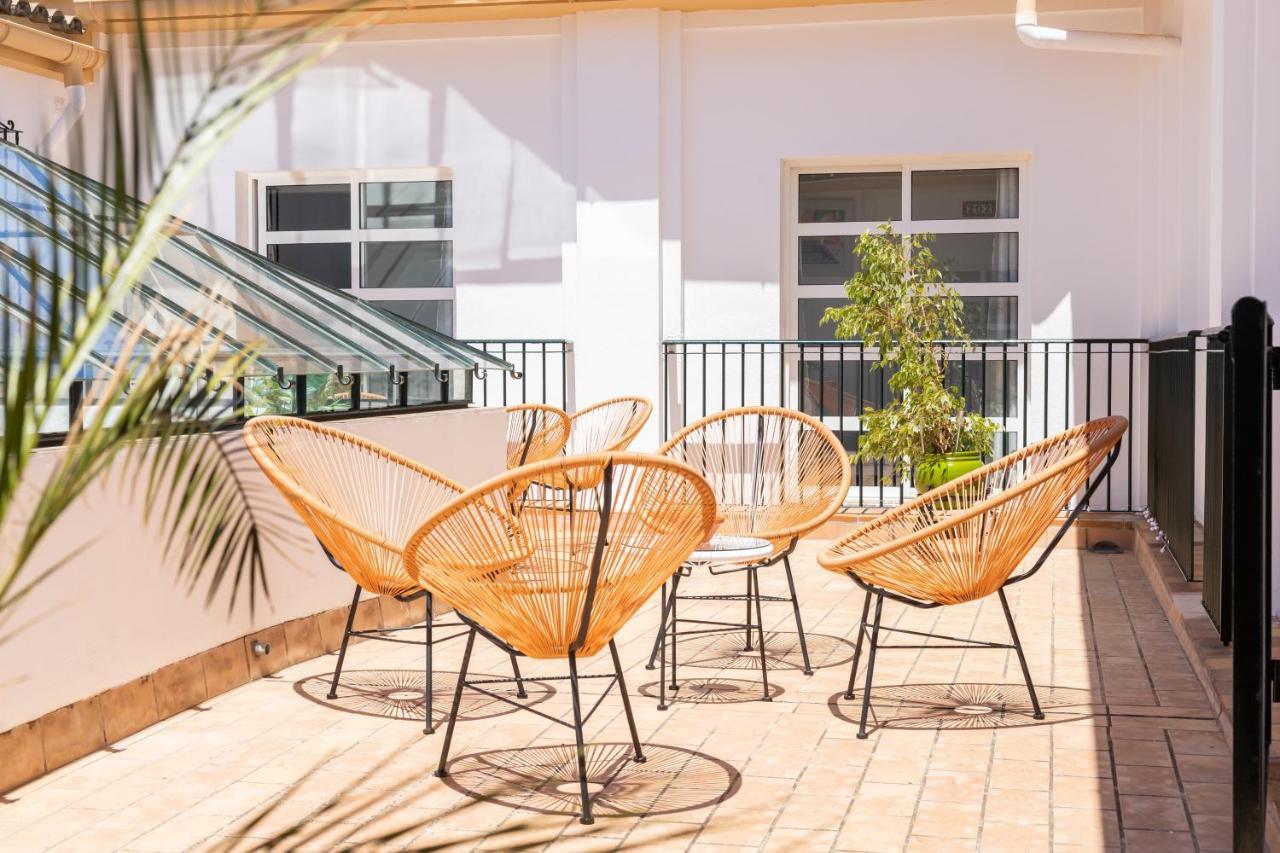 Hotel Marhava Conil De La Frontera Bagian luar foto